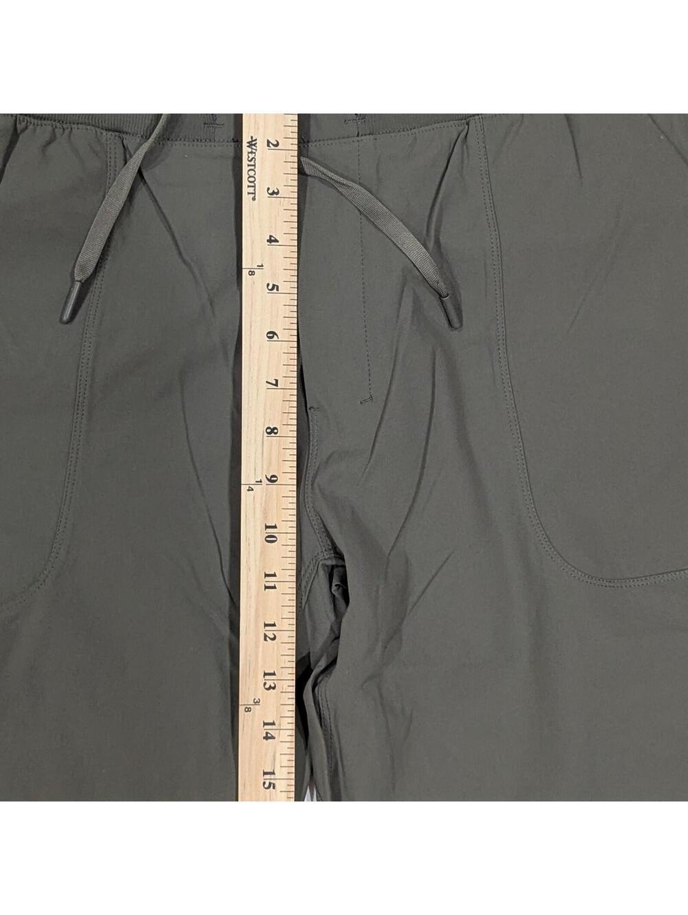 Lululemon ABC Jogger Shorter Pants Mens XL Green Warpstreme NWT - Picture 7 of 9